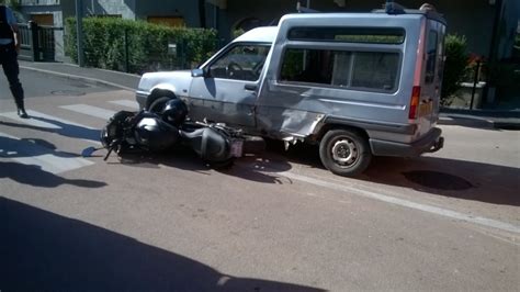 accident moto contre voiture
